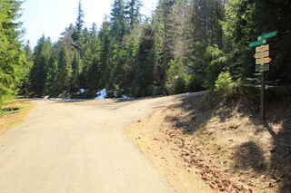 Rozcestí Lomnice (1020m n.m.)
