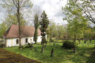 Kostel sv. Vintíře se hřbitovem