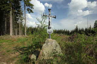 Křížek pod vrcholem