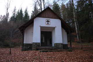 Kaple nad Prášily (západně od obce)
