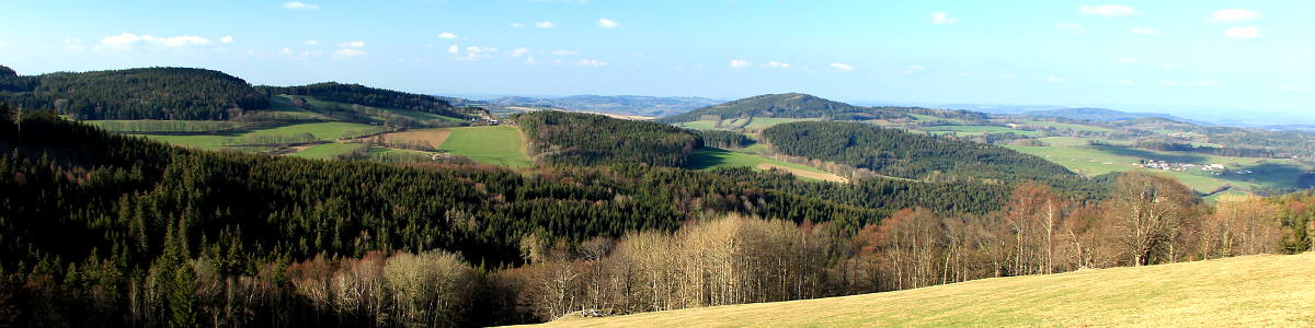Šumava: Výhled od býv. Horního Kochánova - 04/2019
